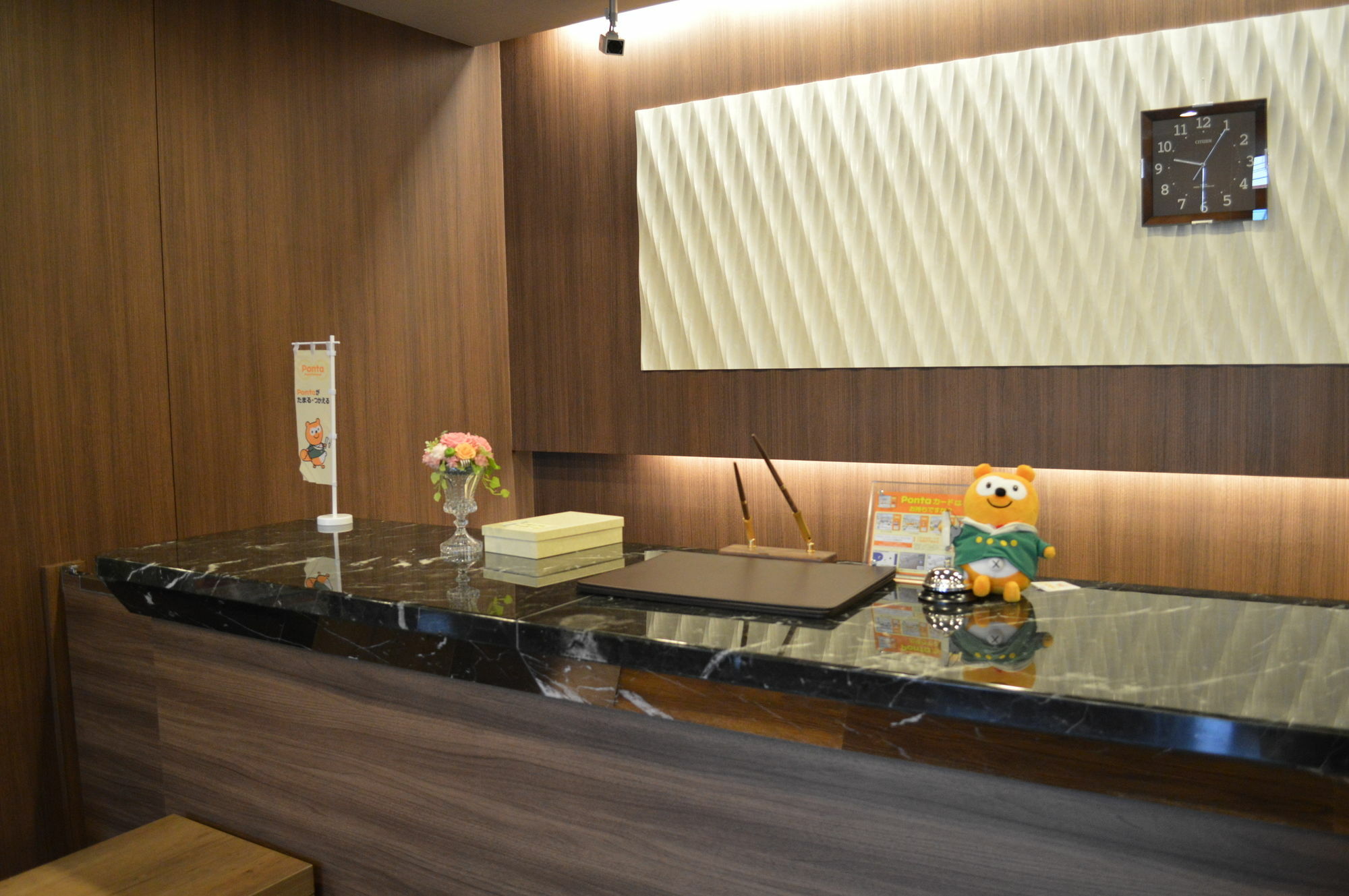 Hotel Route-Inn Ebina Ekimae Kültér fotó